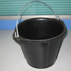 816 rubber bucket 245-234.jpg