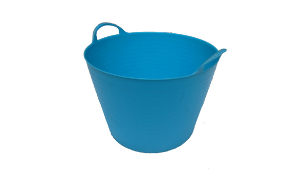 14L plastic bucket 600 338.jpg